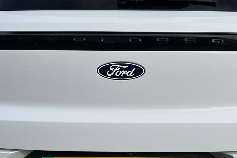 Used Ford Explorer 2025 for sale - 76931292: Photo 40