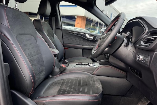 Used Ford Kuga 2024 for sale - 76277342: Photo 17