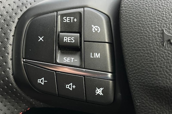 Used Ford Kuga 2024 for sale - 76277342: Photo 25