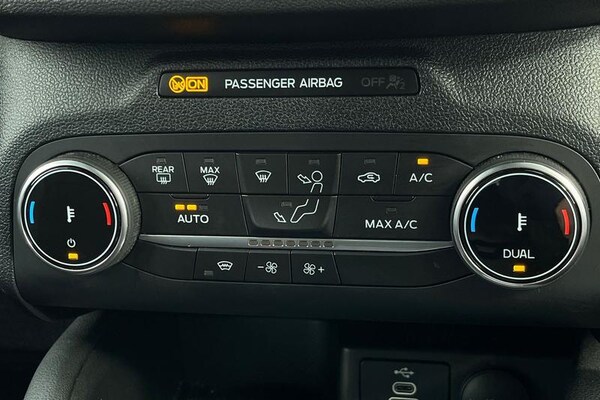 Used Ford Kuga 2024 for sale - 76277342: Photo 31