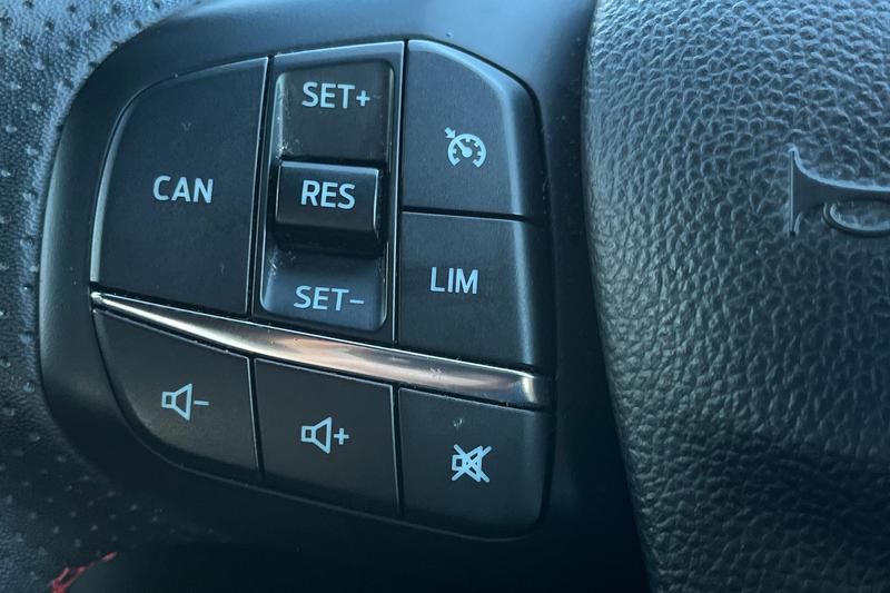 Used Ford Focus 2022 for sale - 76184548: Photo 25