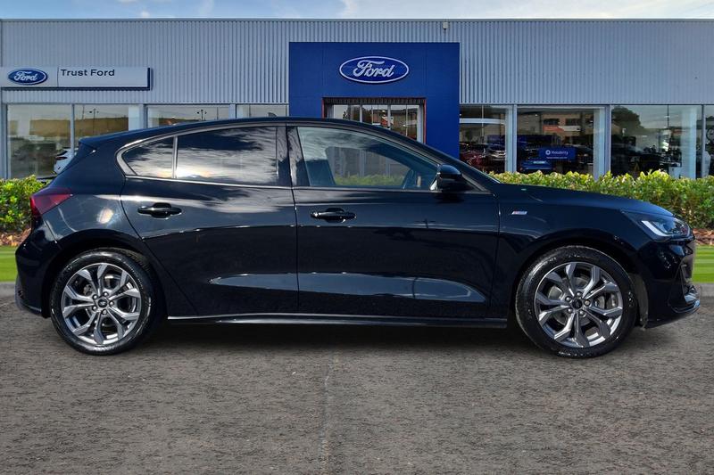 Used Ford Focus 2022 for sale - 76184548: Photo 3