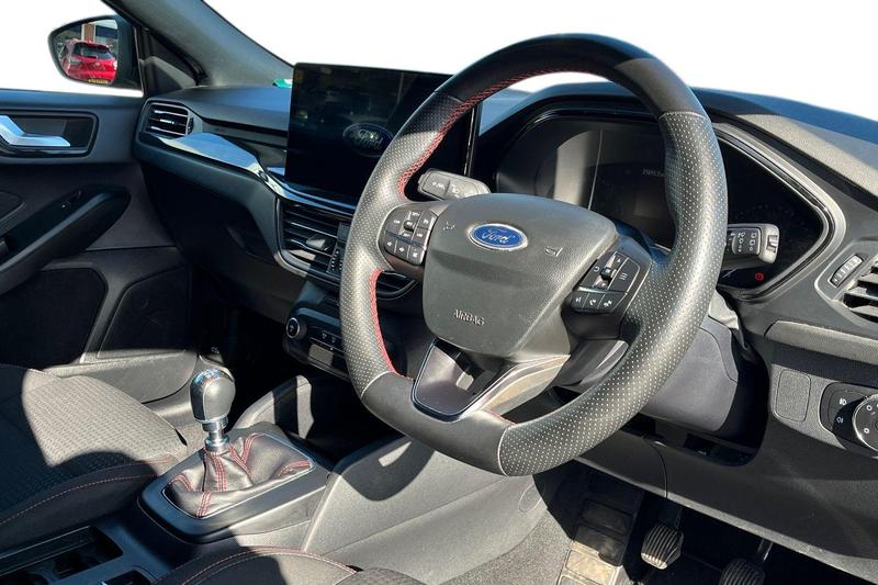 Used Ford Focus 2022 for sale - 76184548: Photo 9