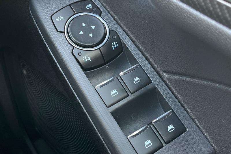 Used Ford Kuga 2025 for sale - 77675602: Photo 16