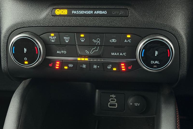 Used Ford Kuga 2023 for sale - 77665637: Photo 32