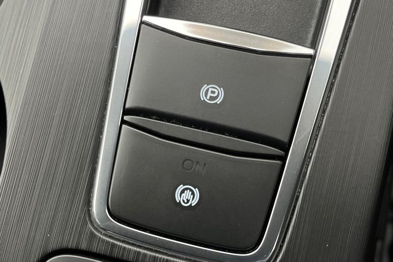 Used Ford Kuga 2023 for sale - 77665637: Photo 35