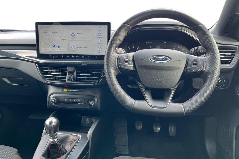 Used Ford Focus 2023 for sale - 75985116: Photo 11