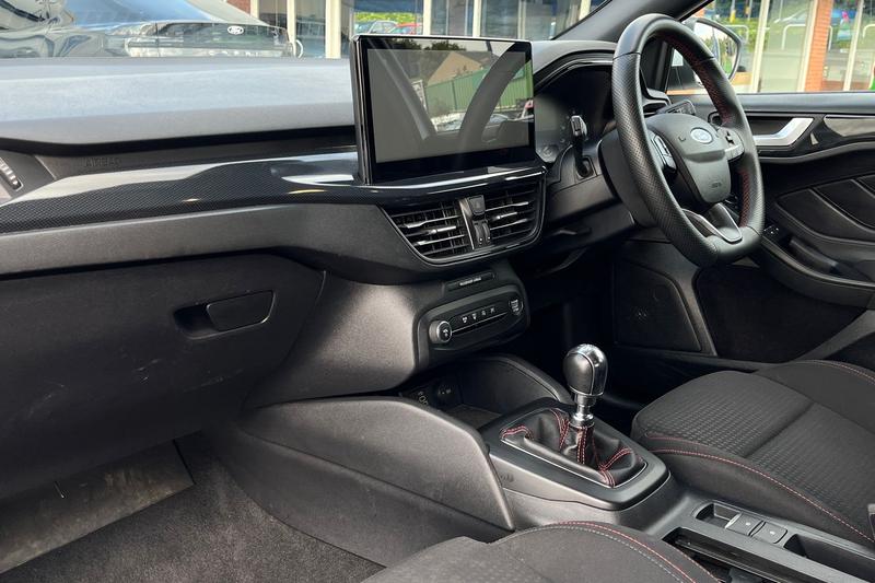 Used Ford Focus 2023 for sale - 75985116: Photo 18