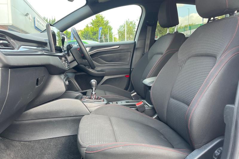Used Ford Focus 2023 for sale - 75985116: Photo 19