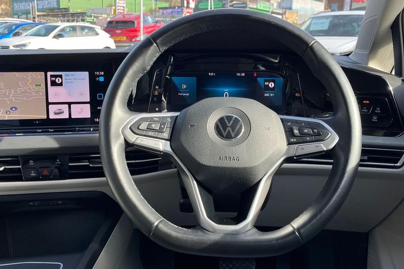 Used Volkswagen Golf 2021 for sale - 77733296: Photo 12