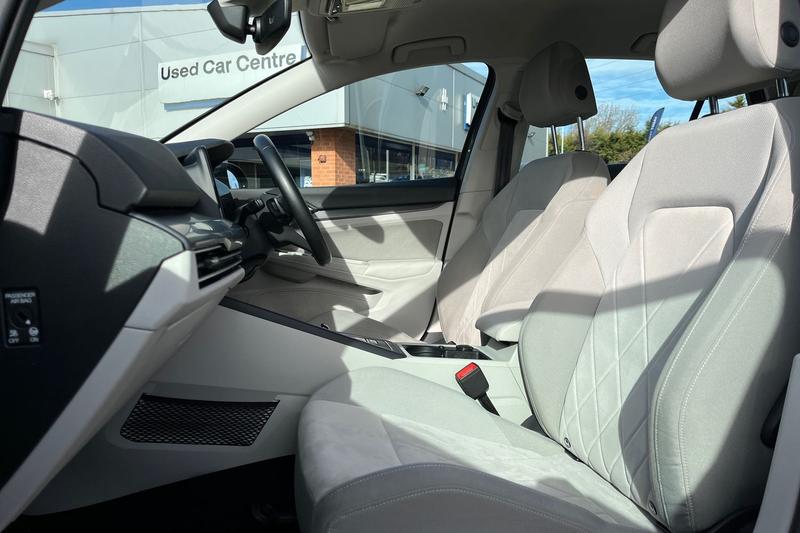 Used Volkswagen Golf 2021 for sale - 77733296: Photo 19