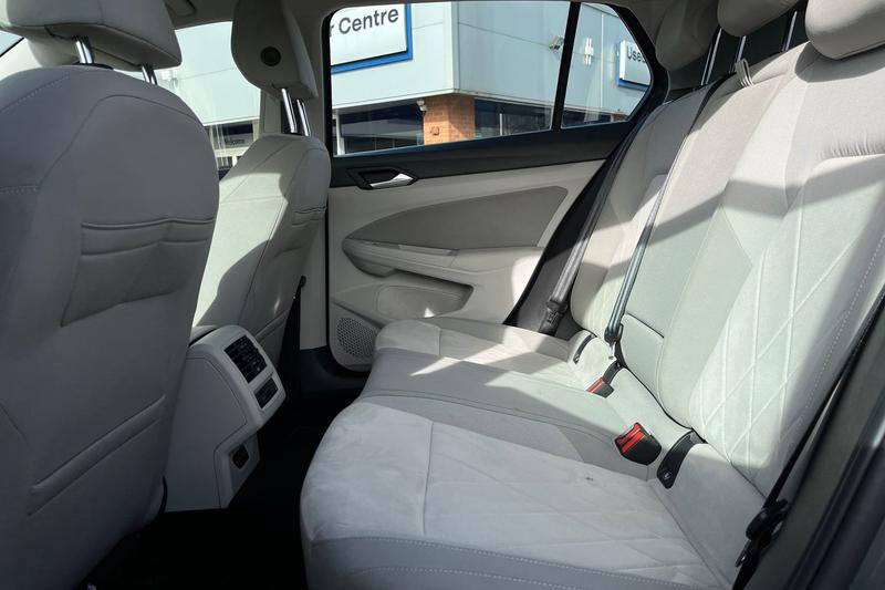 Used Volkswagen Golf 2021 for sale - 77733296: Photo 20