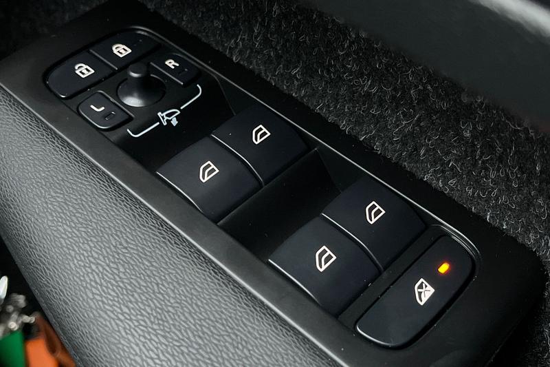 Used Volvo XC40 2021 for sale - 76984759: Photo 16