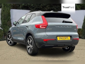 Used Volvo XC40 2021 for sale - 76984759: Photo
