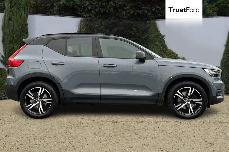 Used Volvo XC40 2021 for sale - 76984759: Photo 3