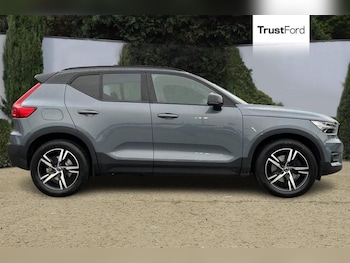 Used Volvo XC40 2021 for sale - 76984759: Photo
