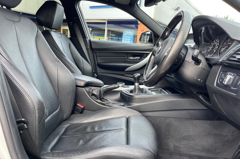 Used BMW 3 Series 2014 for sale - 77059295: Photo 17