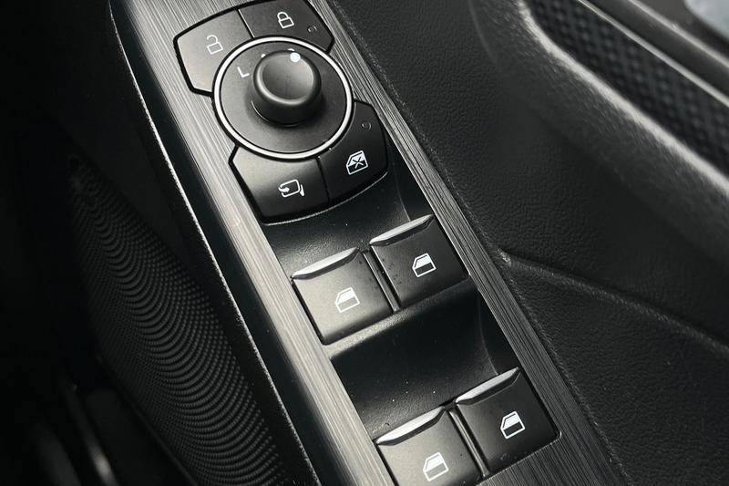 Used Ford Kuga for sale - 77878271: Photo 16