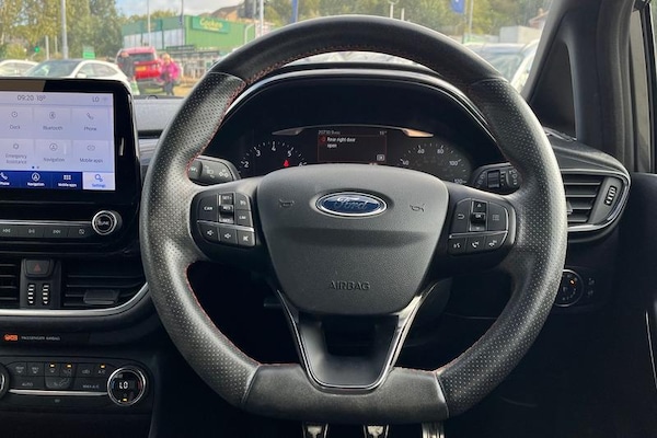 Used Ford Fiesta 2020 for sale - 76234902: Photo 12