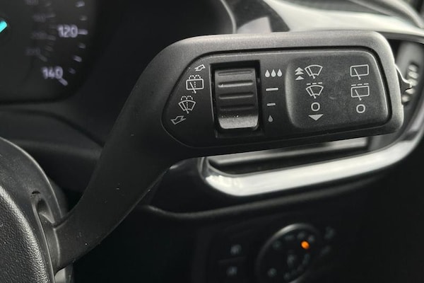 Used Ford Fiesta 2020 for sale - 76234902: Photo 15