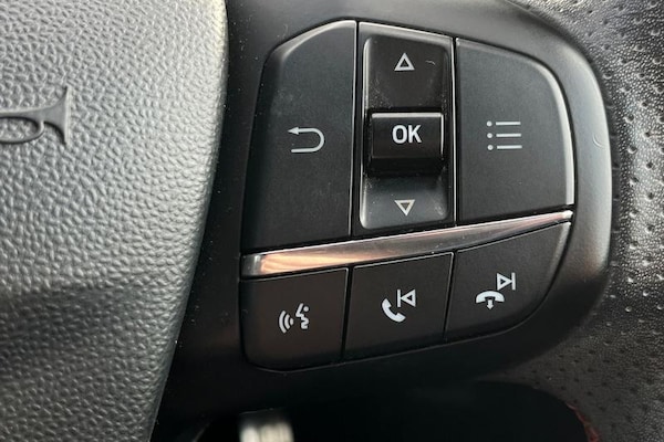 Used Ford Fiesta 2020 for sale - 76234902: Photo 24
