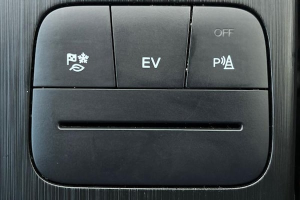 Used Ford Kuga 2022 for sale - 76222663: Photo 35