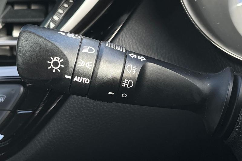 Used Toyota C-HR 2022 for sale - 76344505: Photo 14