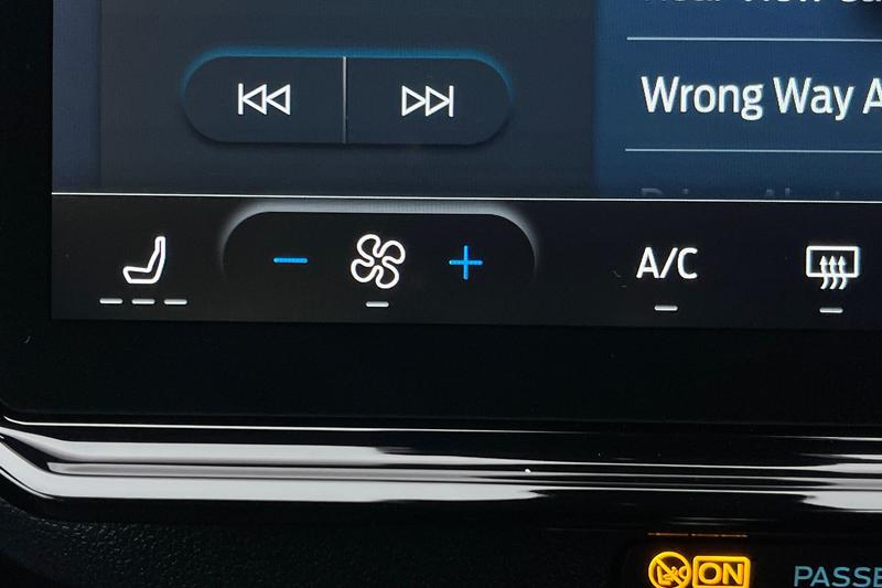 Used Ford Puma 2025 for sale - 77152225: Photo 32