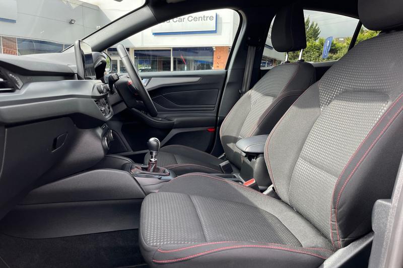 Used Ford Focus 2022 for sale - 76476835: Photo 19