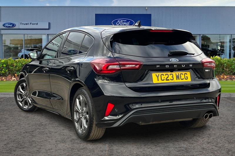 Used Ford Focus 2023 for sale - 77819579: Photo 2