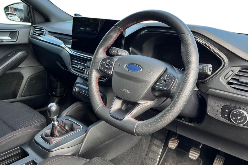 Used Ford Focus 2023 for sale - 77819579: Photo 9