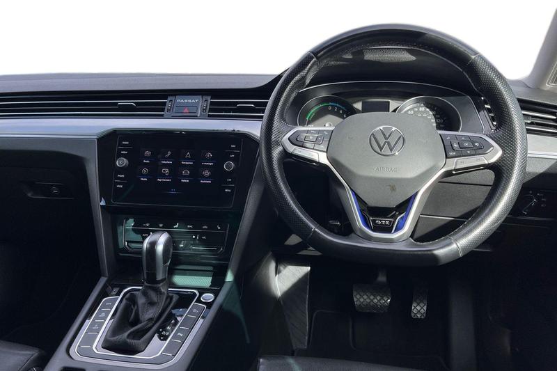 Used Volkswagen Passat 2021 for sale - 76355479: Photo 11
