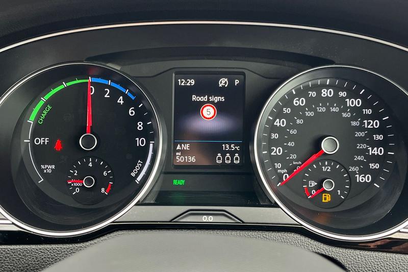 Used Volkswagen Passat 2021 for sale - 76355479: Photo 13