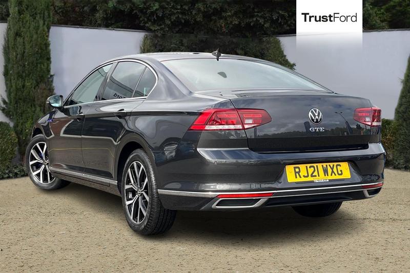 Used Volkswagen Passat 2021 for sale - 76355479: Photo 2