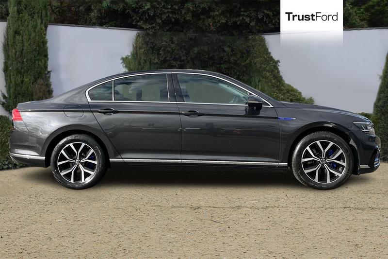 Used Volkswagen Passat 2021 for sale - 76355479: Photo 3