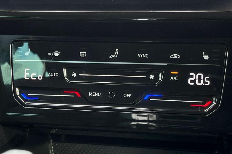 Used Volkswagen Passat 2021 for sale - 76355479: Photo 30