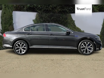 Used Volkswagen Passat 2021 for sale - 76355479: Photo