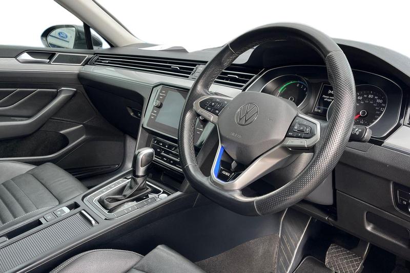 Used Volkswagen Passat 2021 for sale - 76355479: Photo 9