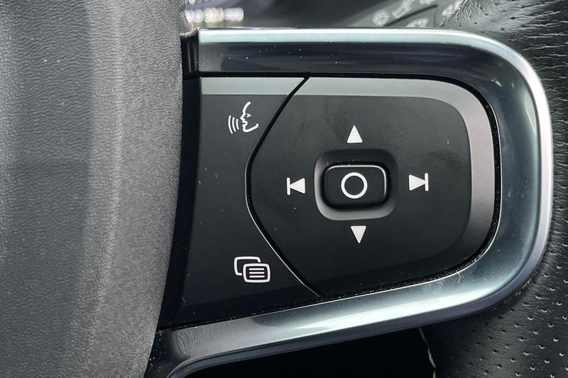 Used Volvo XC40 2021 for sale - 77516046: Photo 24