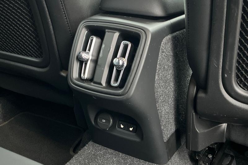 Used Volvo XC40 2021 for sale - 77516046: Photo 38