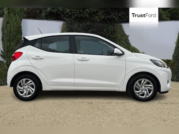 Used Hyundai i10 2023 for sale - 79287557: Photo