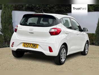 Used Hyundai i10 2023 for sale - 79287557: Photo