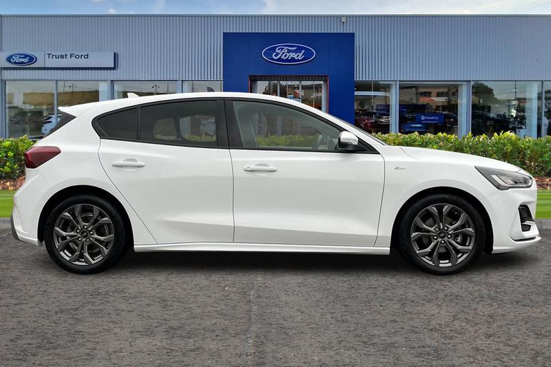 Used Ford Focus 2024 for sale - 77326910: Photo 3