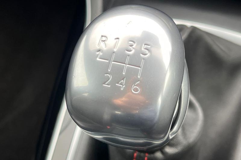 Used Peugeot 308 2019 for sale - 76234706: Photo 35