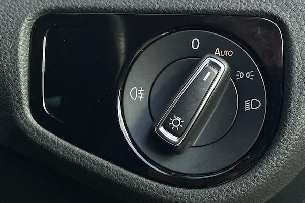 Used Volkswagen Golf 2020 for sale - 75972919: Photo 23