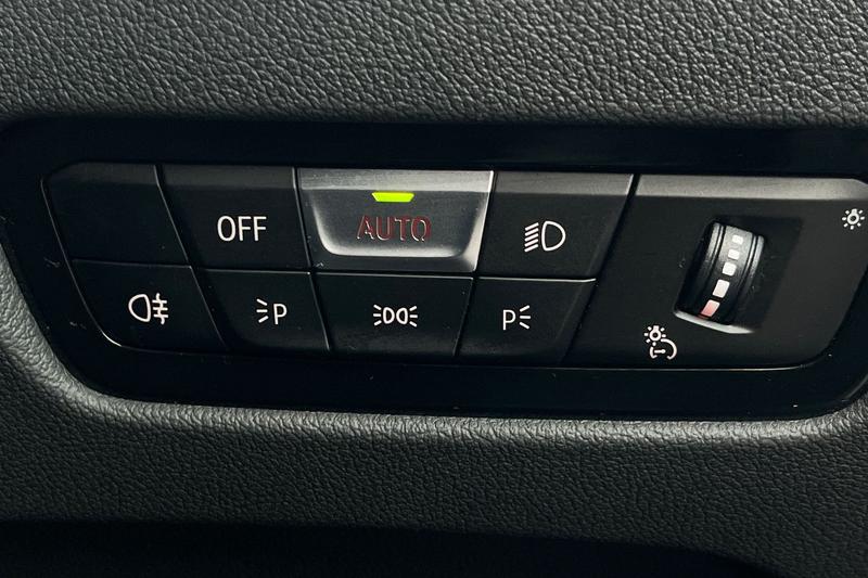 Used BMW i4 2024 for sale - 76953816: Photo 23