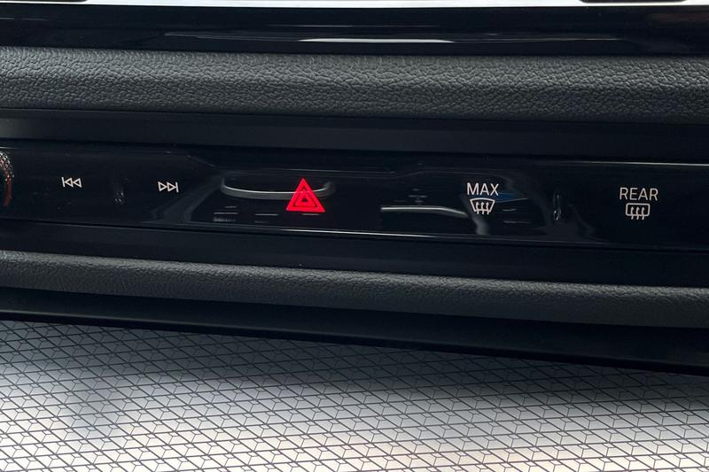 Used BMW i4 2024 for sale - 76953816: Photo 33