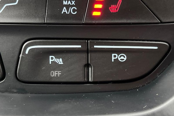 Used Ford Kuga 2018 for sale - 76234845: Photo 34