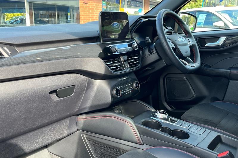 Used Ford Kuga 2023 for sale - 75972915: Photo 18