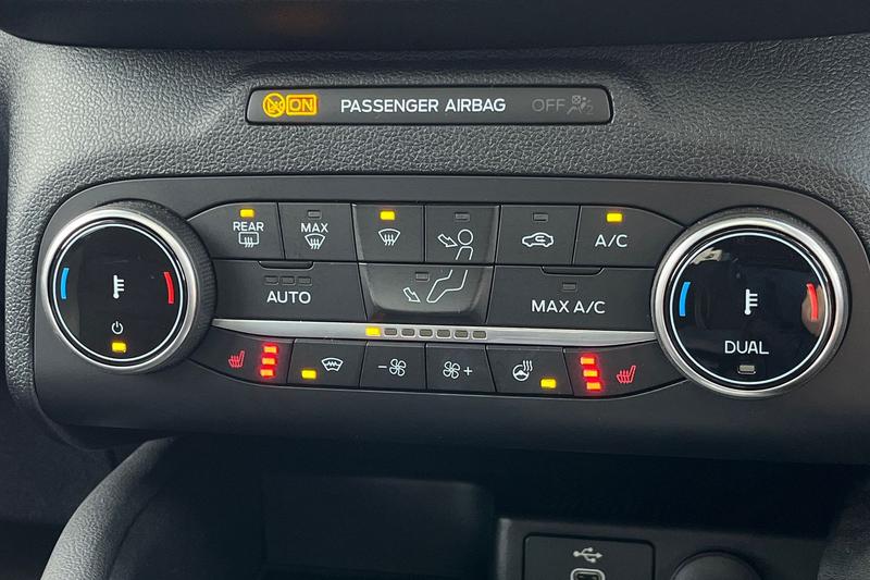 Used Ford Kuga 2023 for sale - 75972915: Photo 31